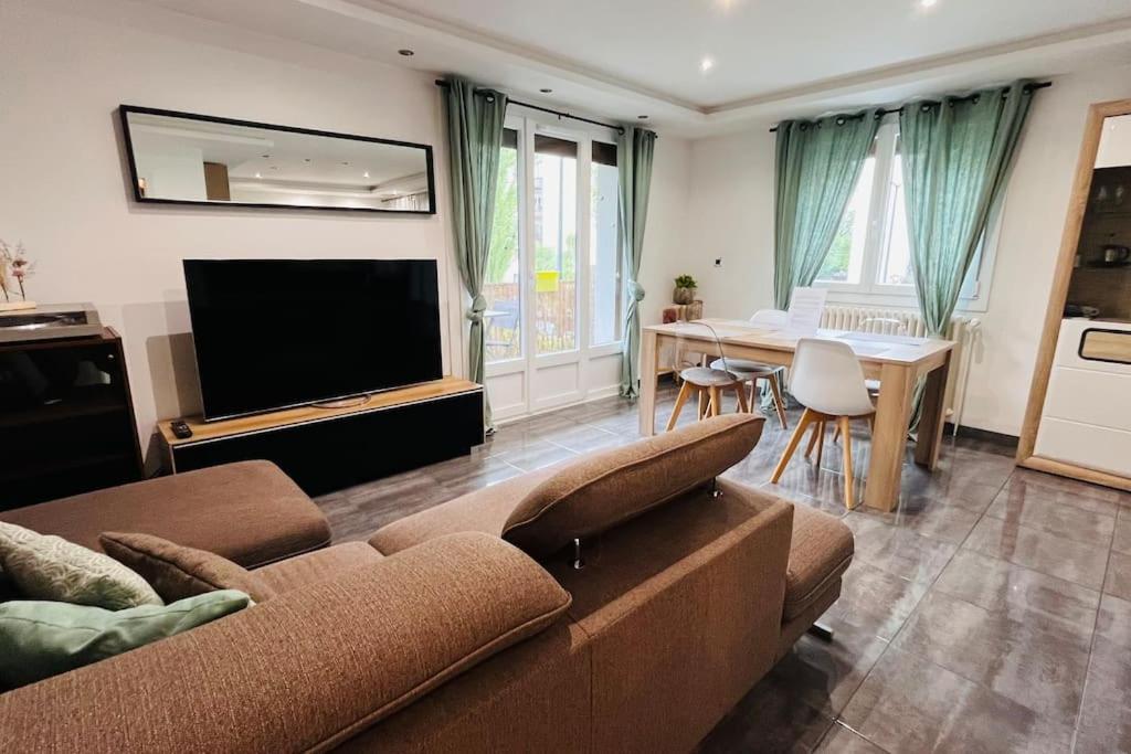 Appartement Proche Centre Ville Avec Parking Gratuit Annecy Exterior foto